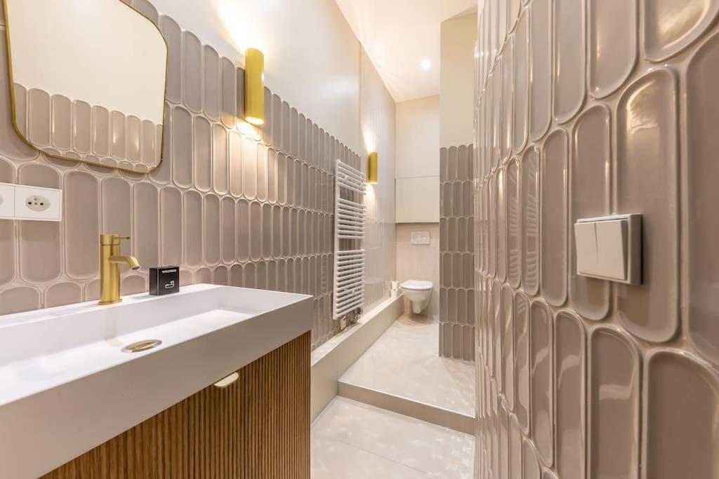 Elegant 4-Star Stay In Central Paris - Suite Apart Экстерьер фото