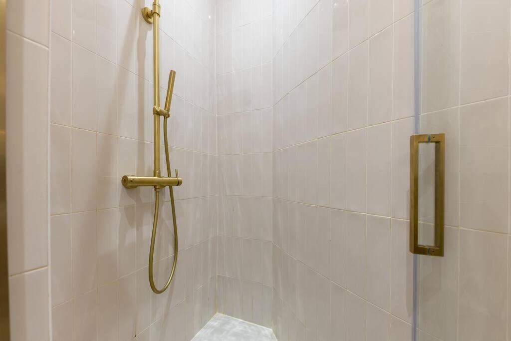 Elegant 4-Star Stay In Central Paris - Suite Apart Экстерьер фото