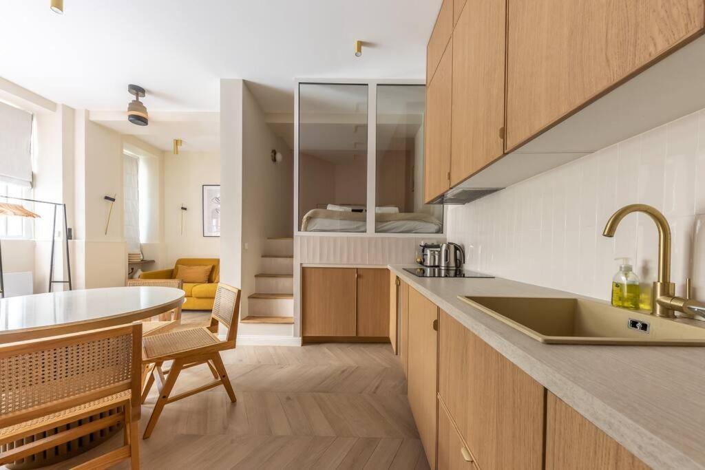 Elegant 4-Star Stay In Central Paris - Suite Apart Экстерьер фото