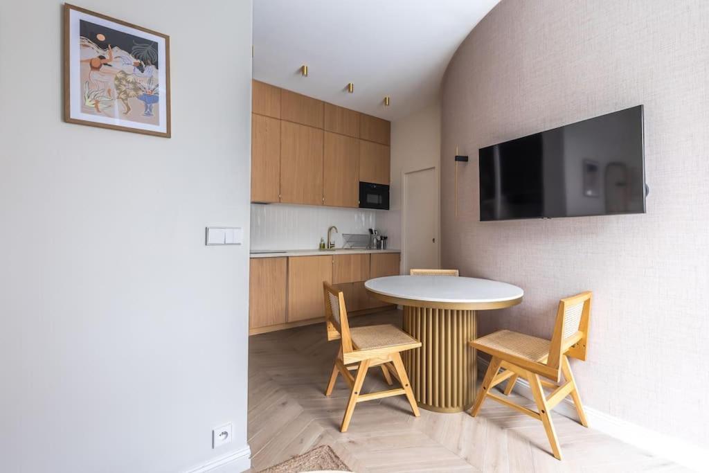 Elegant 4-Star Stay In Central Paris - Suite Apart Экстерьер фото